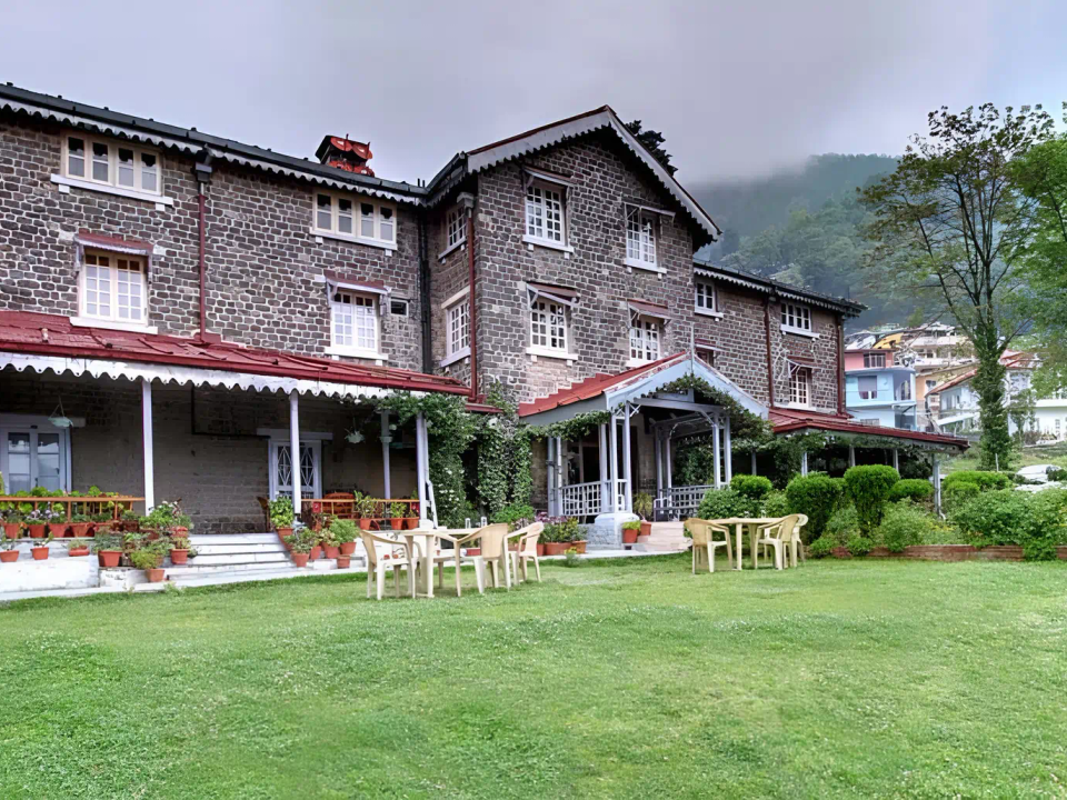 Fairhavens, Nainital